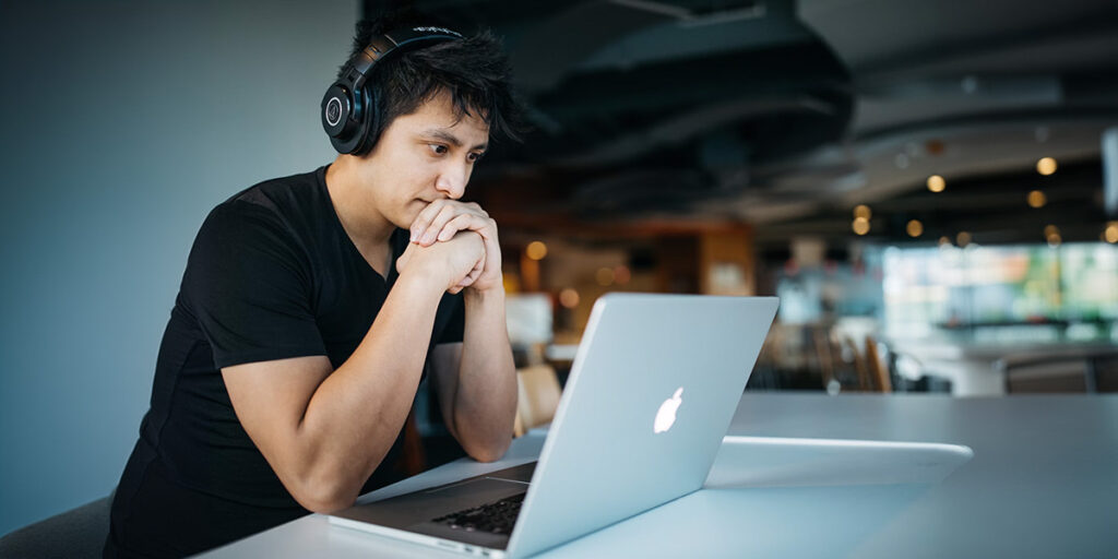 Software entanglement is a hidden threat to custom software